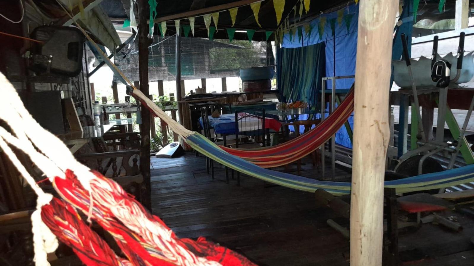 Hostal Cafe Axel Bocas del Toro Exterior foto